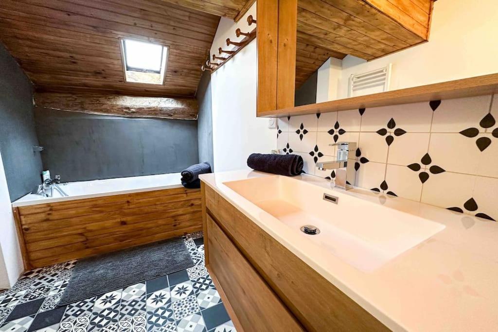 הוילה Formiguères Ribera 1 - Beautiful Reformed House Parking מראה חיצוני תמונה
